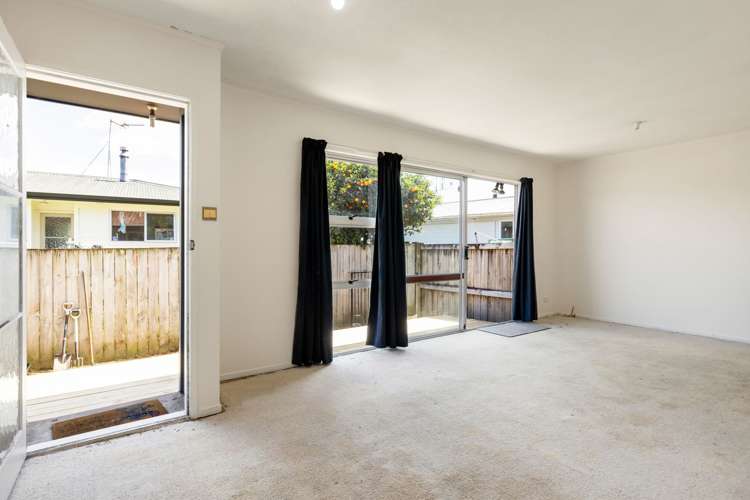 49a Karen Crescent Dinsdale_1