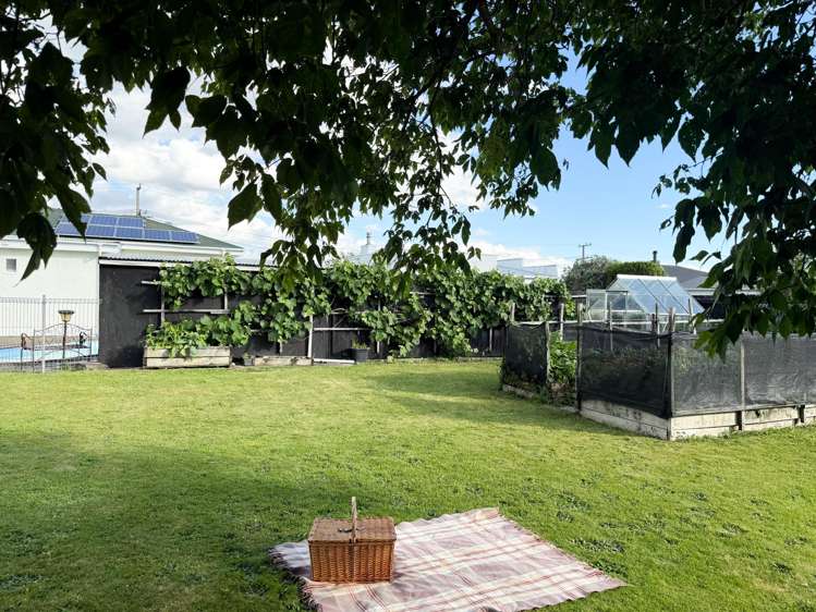 4 McKenzie Terrace Carterton_18