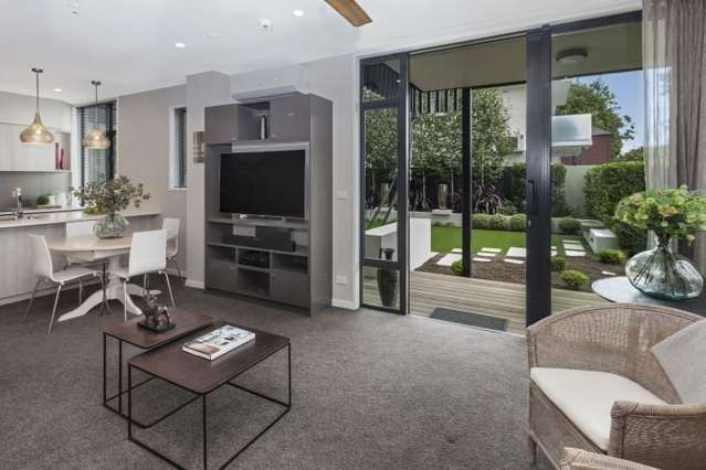 Stylish 2-Bedroom Central Apartment