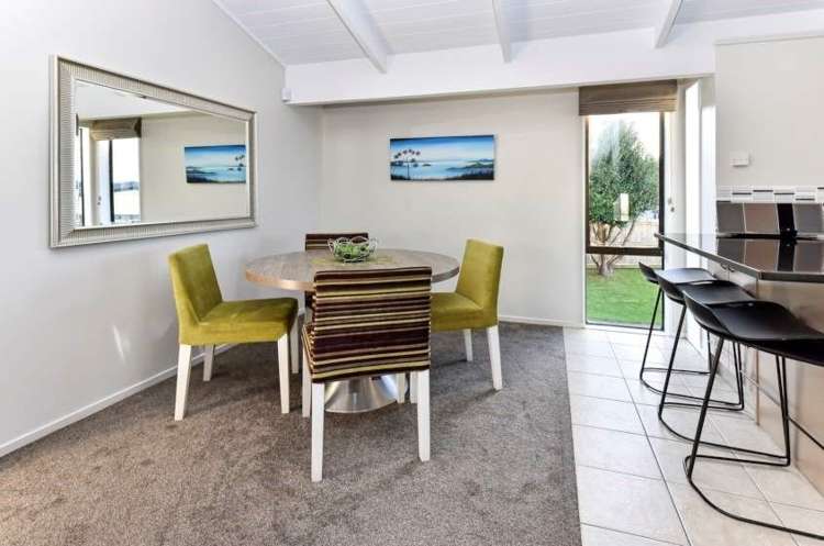 11 Hadley Wood Drive Wattle Downs_8