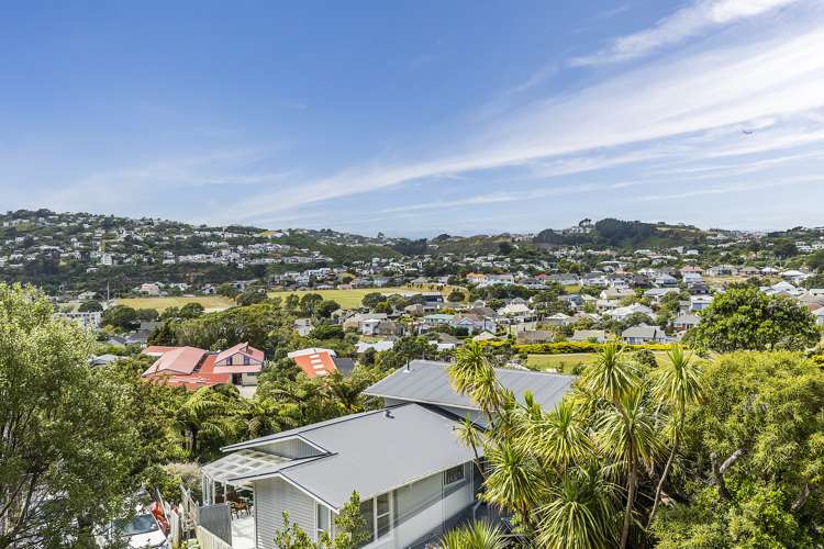 24 Fairburn Grove Johnsonville_2