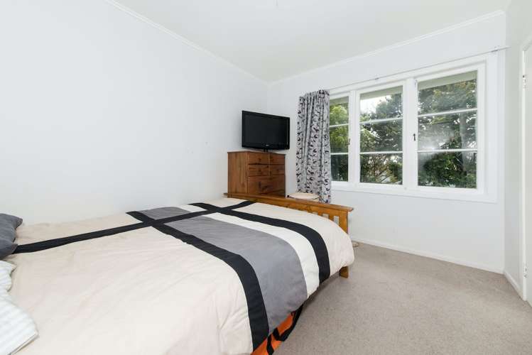 27 Paton Avenue Te Atatu South_14