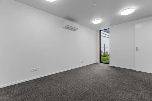 18C Earthmover Crescent Burbush_3