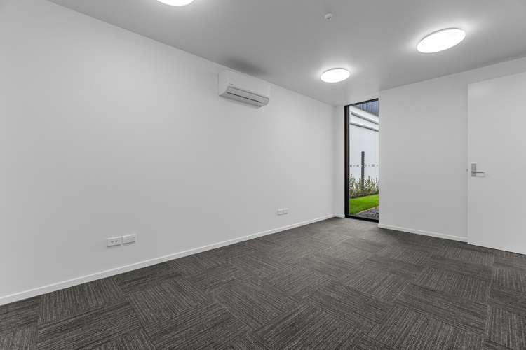 18C Earthmover Crescent Burbush_3