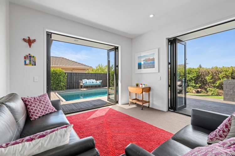 10 Silk Close Witherlea_21