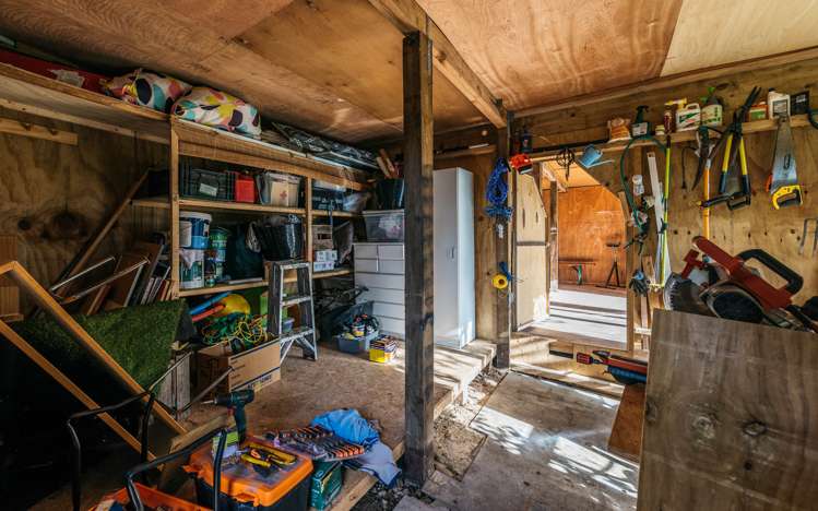 37 Alison Road Surfdale_16