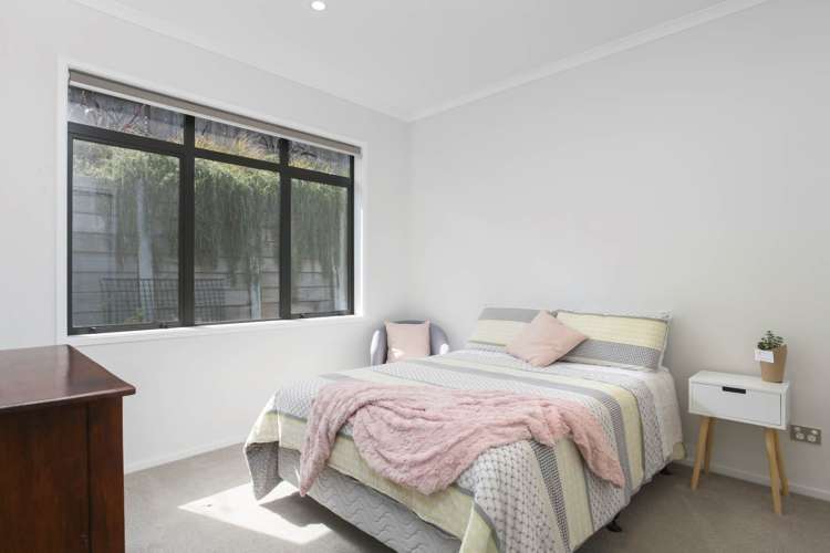 25 Couldrey Crescent Red Beach_13