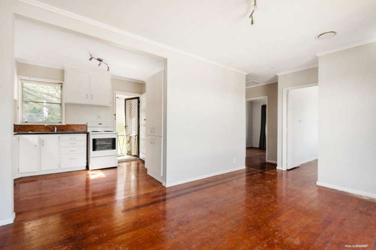 1 & 2 /42 Church Crescent Panmure_8