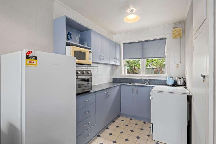 2/8 Purser Crescent Witherlea_5