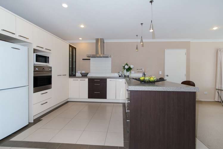 35 Janway Avenue Flat Bush_3