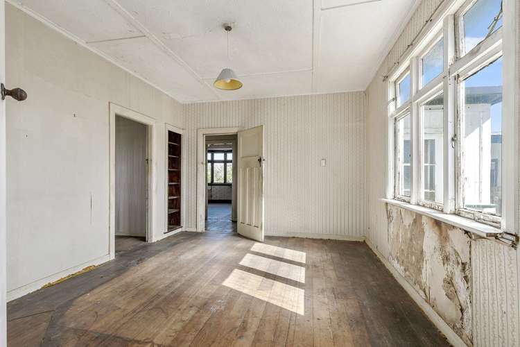 11 Lonsdale Crescent Rongotai_12