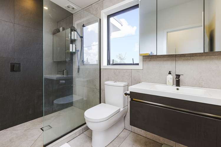 15c Helga Crescent Te Atatu Peninsula_17