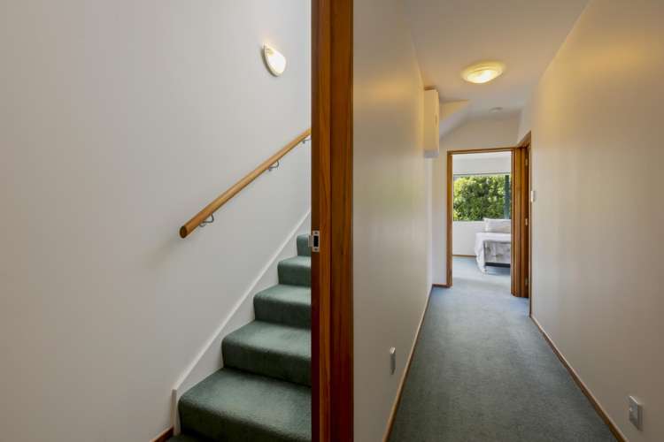 415 Peninsula Road Kelvin Heights_15