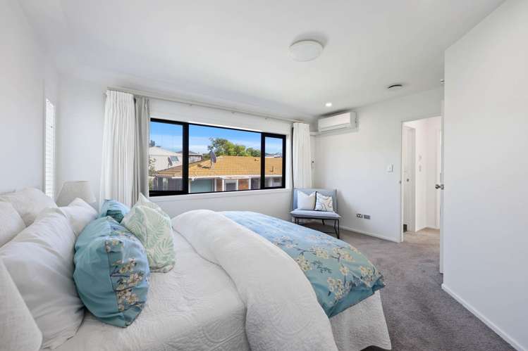 2/30 Eastern Beach Road Eastern Beach_19