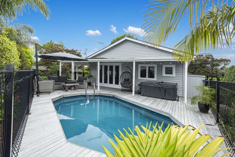 4 George Point Road Onerahi_17