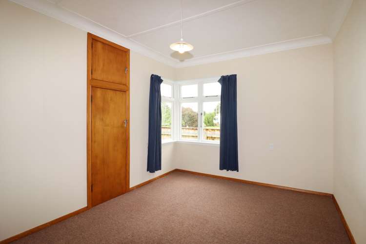 204 High Street South Carterton_19
