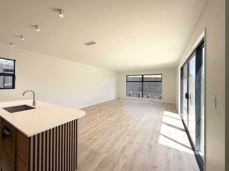 3 Kiwakiwa Street Milldale_4