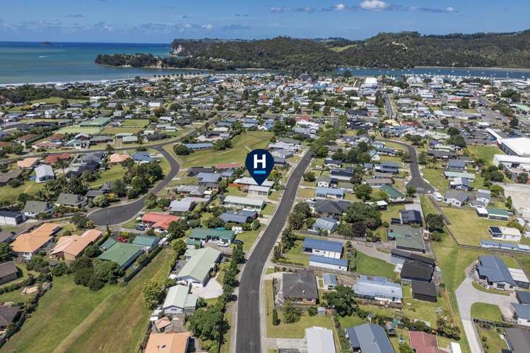 25 Whitby Avenue Whitianga_25