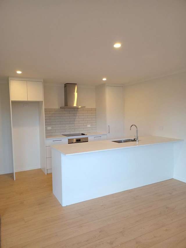 7 Metoriti Crescent Karaka_1