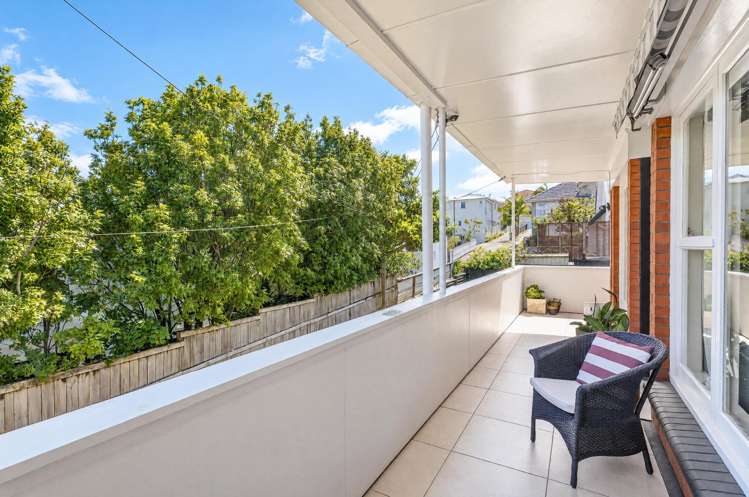 1/11 Waimarie Street St Heliers_10