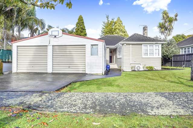 6 Watts Crescent Hamilton East_1