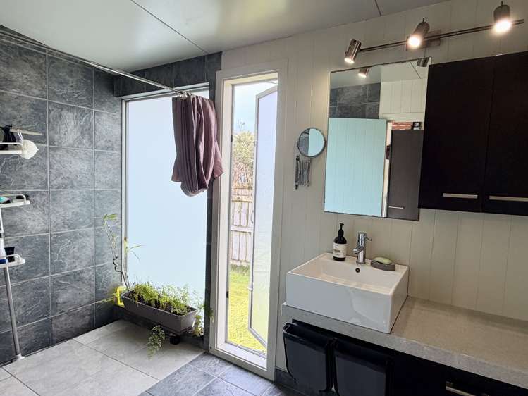 15 Cook Street Carters Beach_11