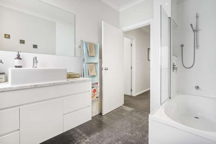 24 Stevenson Way Cockle Bay_10