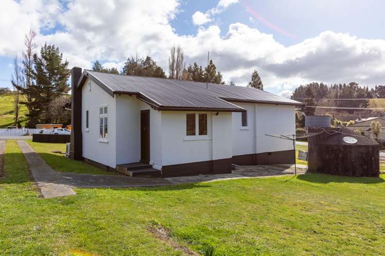 87 Hovding Street Norsewood_16