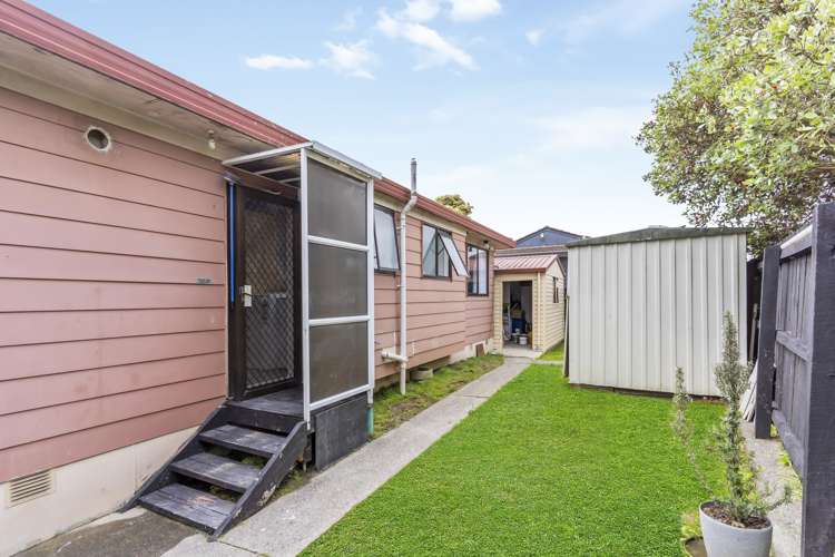 1/9 Etherton Drive Manurewa_13