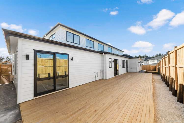 16 Tullymore Drive Flat Bush_10