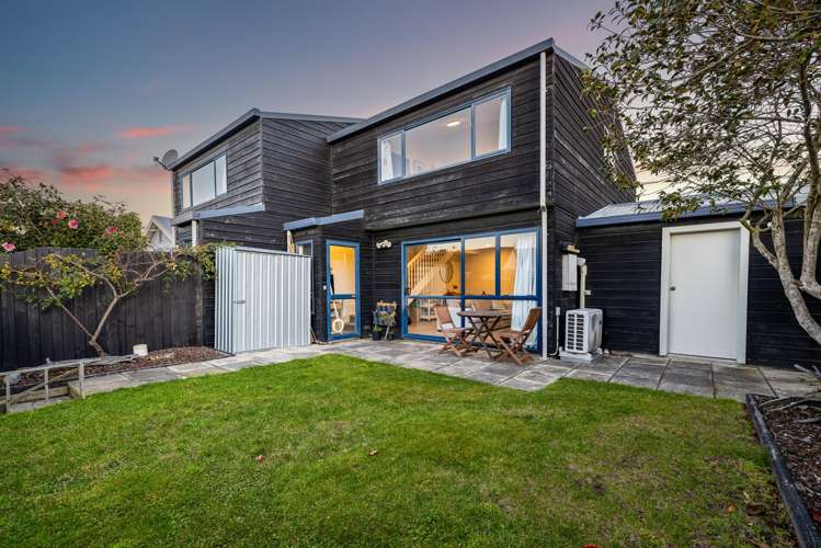 2/66 Clare Road_0