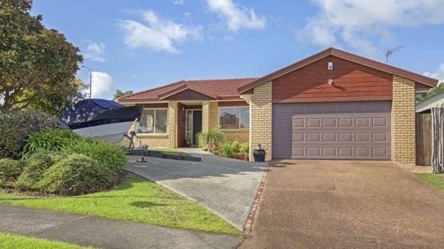 Spacious 4-Bedroom Home in a Prime Location!