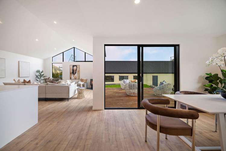 5 Rowe Drive, Hanley's Farm Jacks Point_17