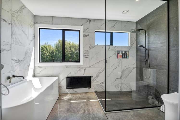 323 Koru Road Koru_25