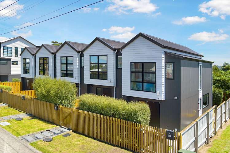 2E Milich Terrace Te Atatu South_18