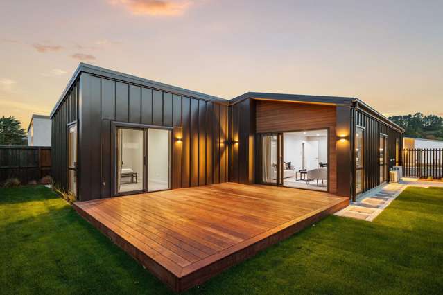 Relaxed Modern Living in Oliver Grove