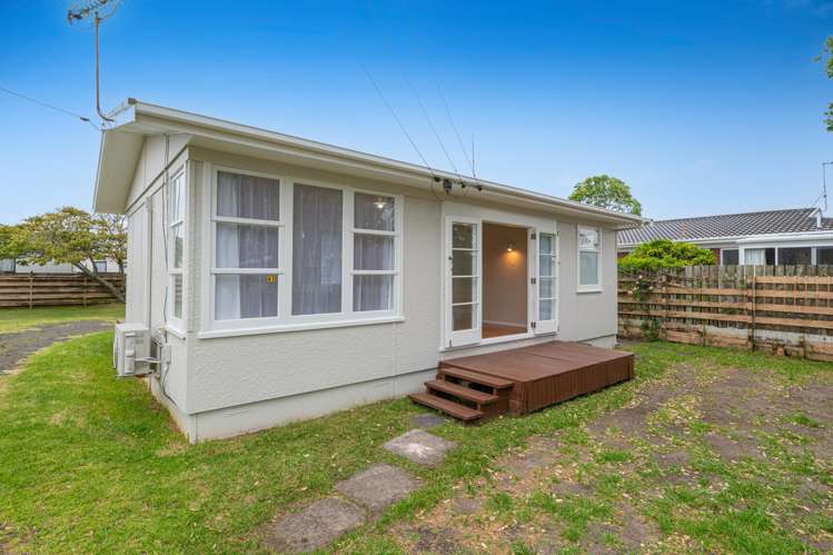 41 Centreway Road Orewa_6