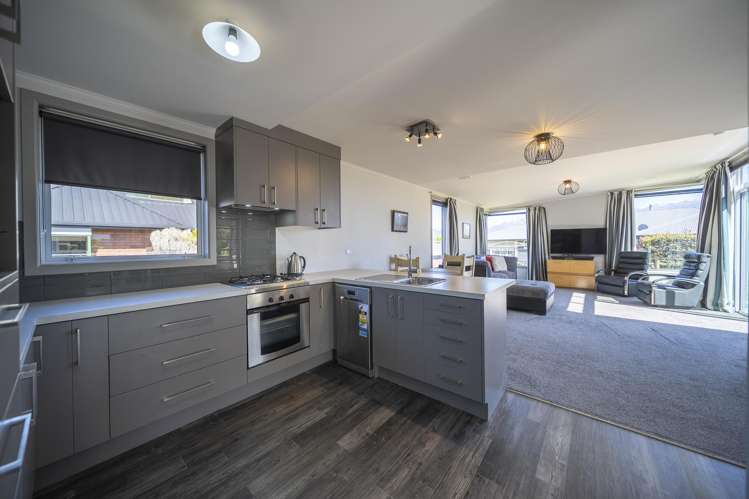 93 Matai Street Te Anau_6