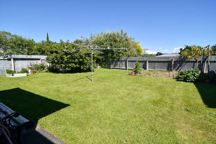 8 Mckenzie Terrace Carterton_16