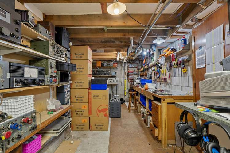 411 Peninsula Road Kelvin Heights_23