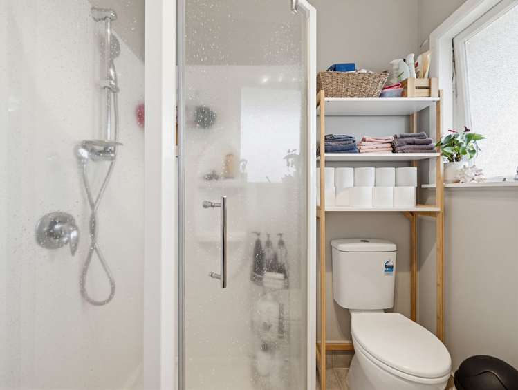 3 Joanna Place Deanwell_21