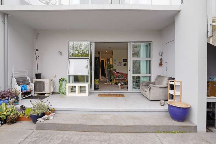 2/502 Hereford Street Linwood_9