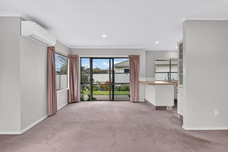 67A Kensington Drive Taradale_1