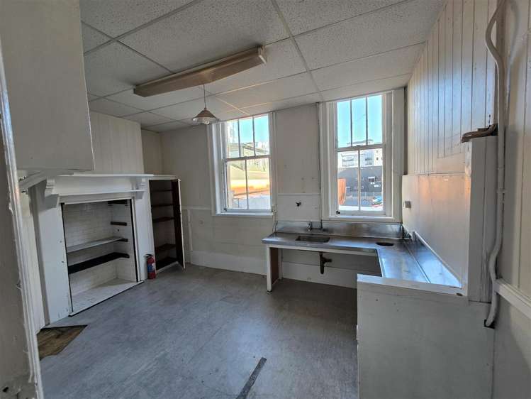 First Floor, 23 Courtenay Place Te Aro_5