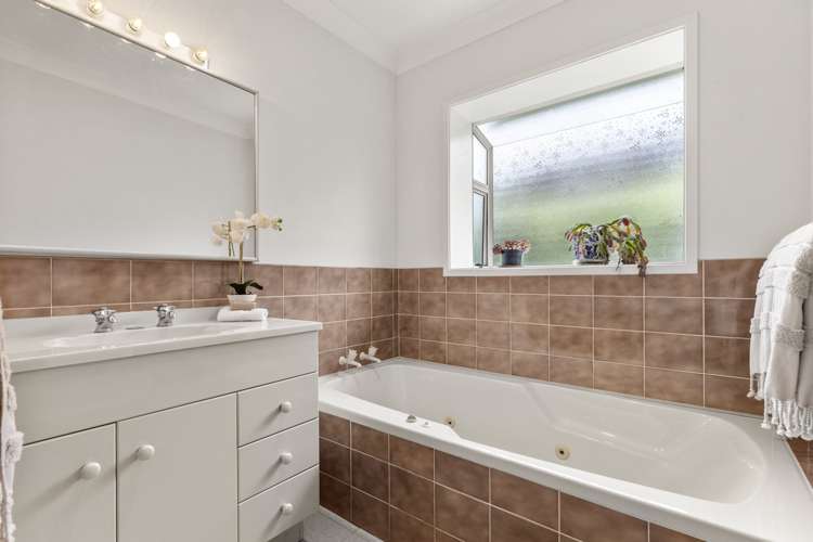 2/42 Armein Road Panmure_9