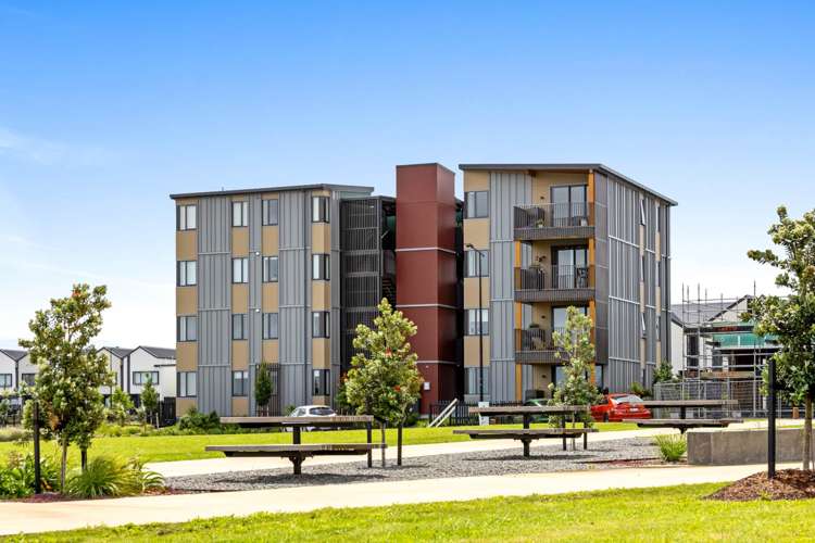 9/40 Waiparaheka Drive Milldale_13