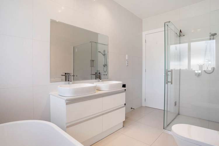 12 Paso Fino Crescent Karaka_16