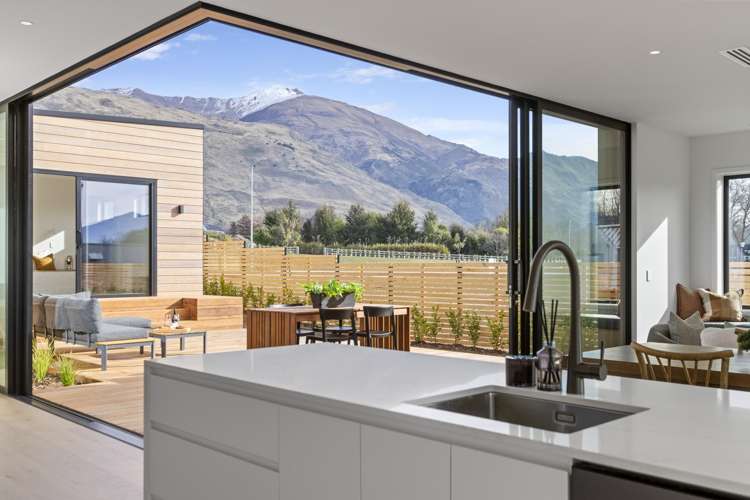 11 Stoneleigh Drive Wanaka_6