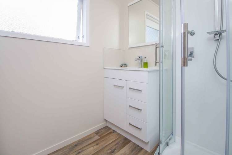 32 Sunvue Road Glen Eden_15