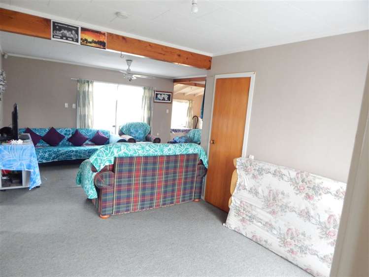 21 Esk Crescent Tokoroa_12